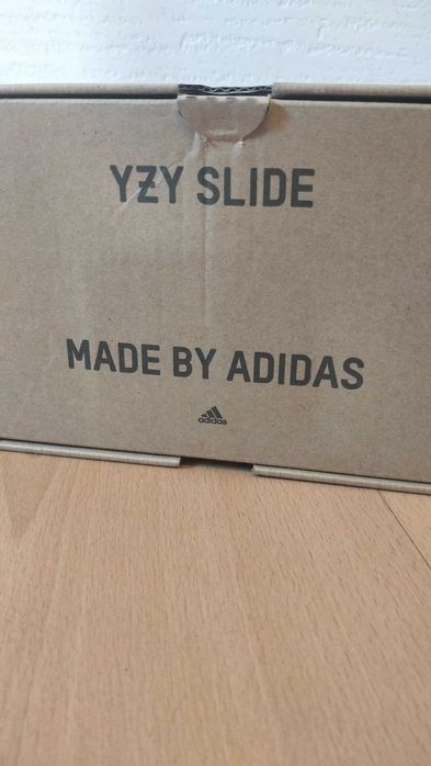 klapki adidas yeezy slide