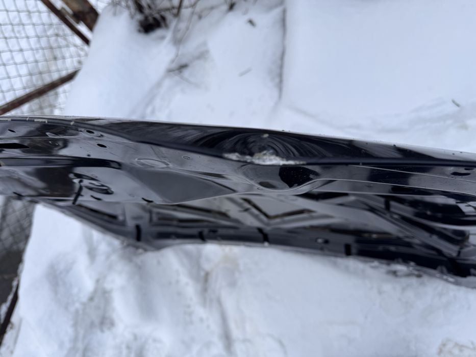 Капот Ford Mustang Mach-e