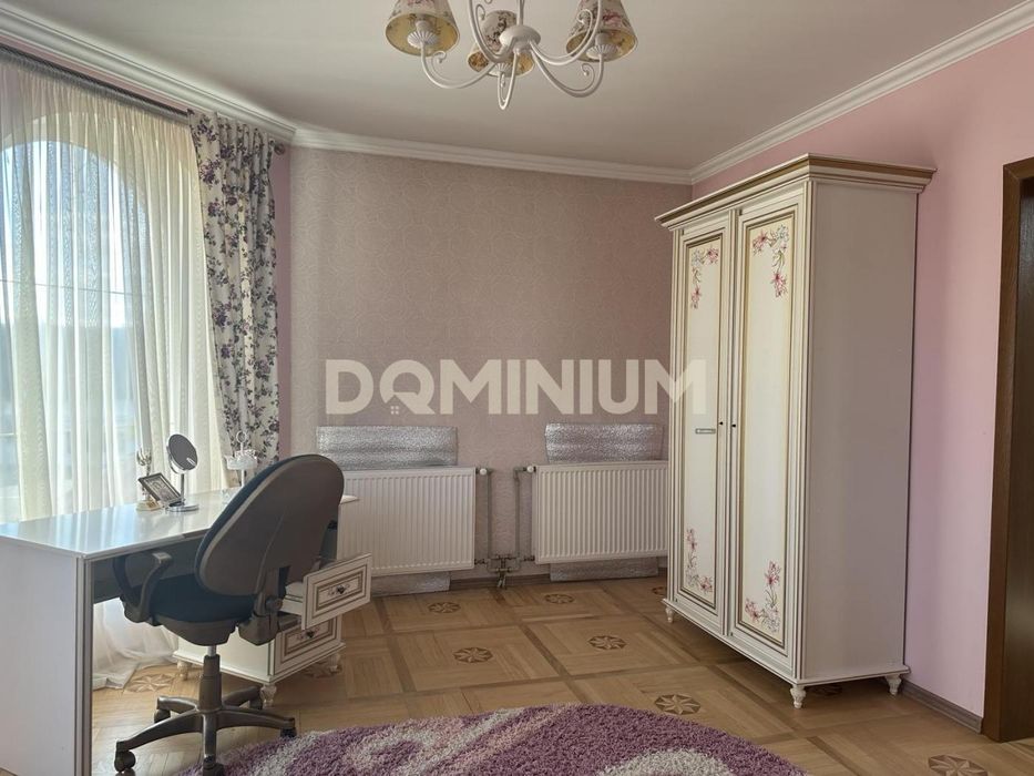 Продається  будинок  в  с.Стеблівка