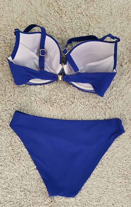 Продам купальник  Anabel Arto верх 70D, низ S.