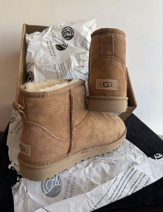 Śliczne buty śniegowce UGG skóra  zamszowa mukluki damskie