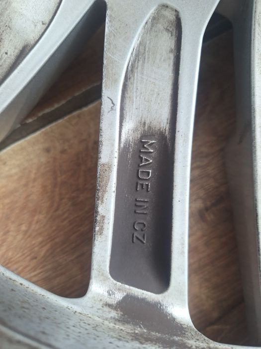 Продам заводські диски на  VW .Audi .Mercedes  19 радіус 5X112 R 19  в супер стані.Чехія