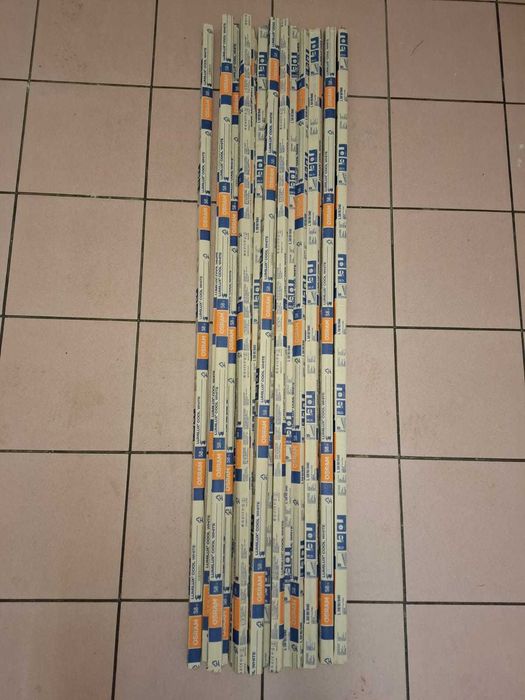 Świetlówki L58 W/840,  32 szt.