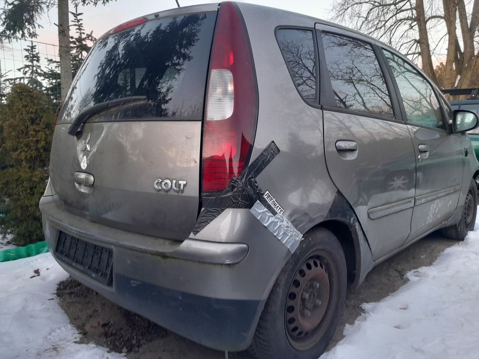 Mitsubishi Colt 1.1 benzyna 08r. 114tys.km z de klima 5drzwi