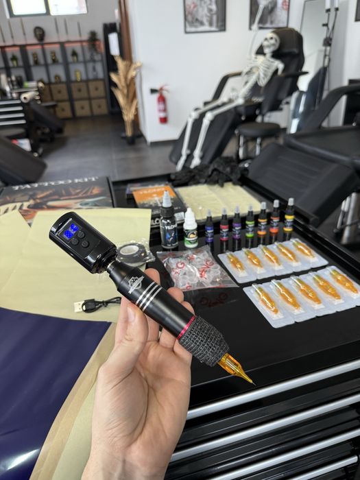 Kit Tattoo COMPLETO Máquina Pen Sem fios / Pele Treino etc