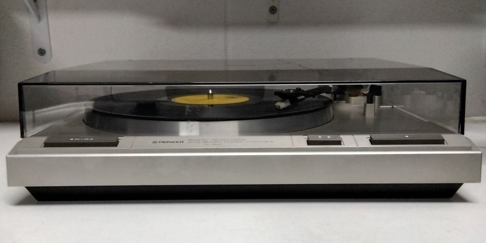 PIONEER gira-discos PL-640