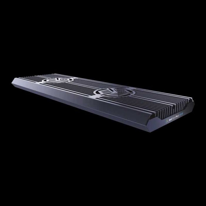 Lampa Reef flare Pro 240 W do akwarium morskiego.