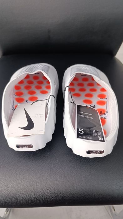 Klapki  Nike Mind