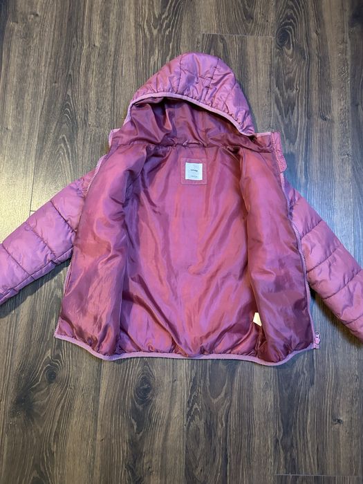 Курточка в доброму стані,134р.
