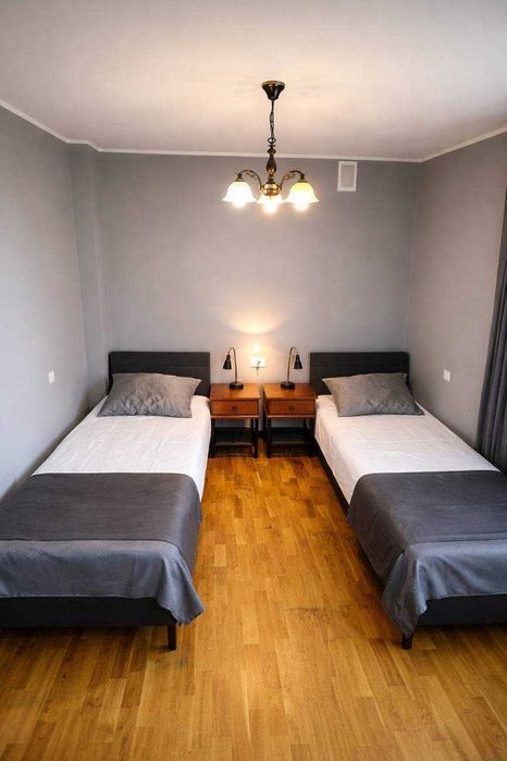 Есть места ! 2-х местный Хостел -говорим RU UA PL. Hostel Warszawa! Kwatery