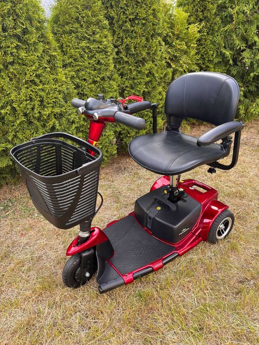 MobilityPlus+ Triumph – kompaktowy trójkołowy skuter inwalidzki