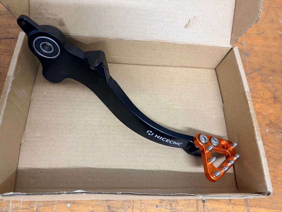 Nicecnc brake pedal new parts for ktm 690 Husqvarna 701