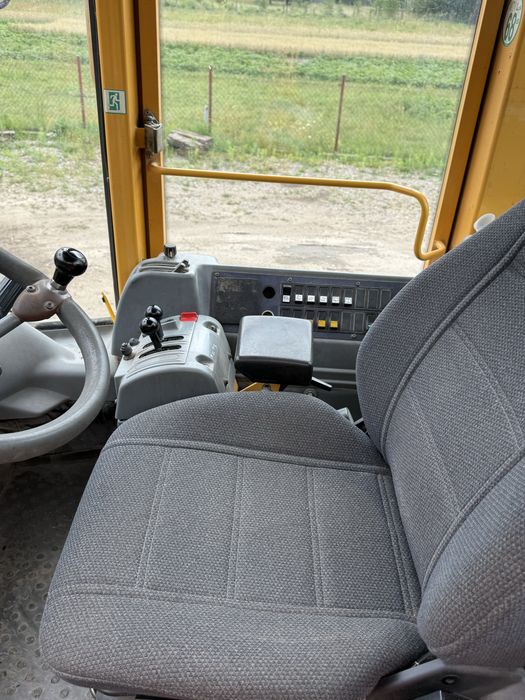 VOLVO L110E Rok 2006