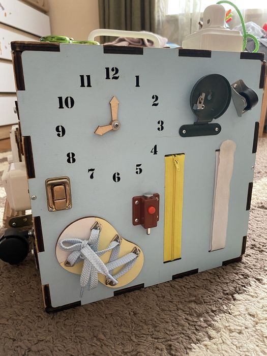 Бізікуб 30*30*30