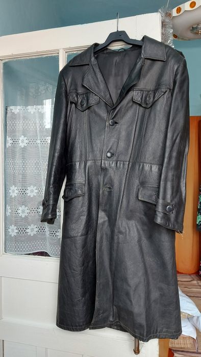 Шкіряний плащ, СРСР часів.