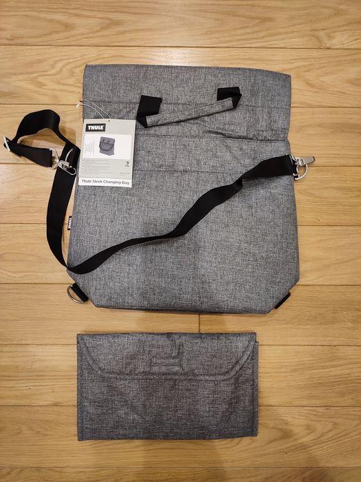 Thule sleek changing bag