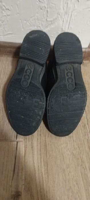 Женские ботинки  ECCO. Зимние.  39