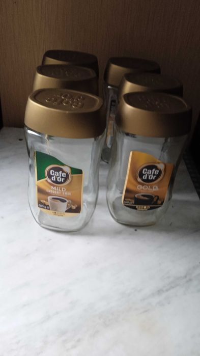 Słoiki 6 sztuk, około 900 ml.