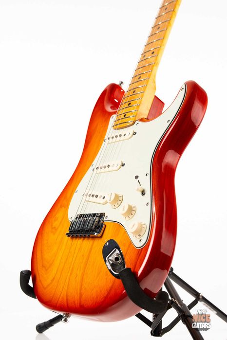 Fender Custom Shop Deluxe Stratocaster