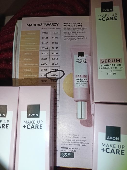 Podkład serum Avon 245N
