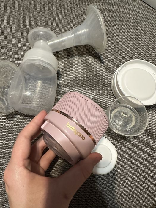Молоковідсмоктувач електричний Babyono рожевий