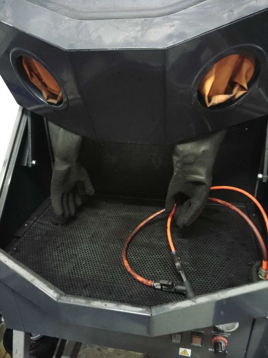 Myjka kabinowa ciśnieniowa AURORA 160L do warsztatu