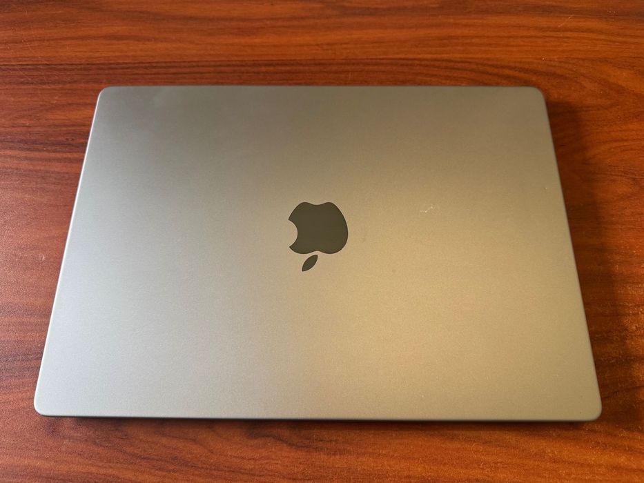 MacBook Pro M1 Pro 16Gb / 512Gb / 14"