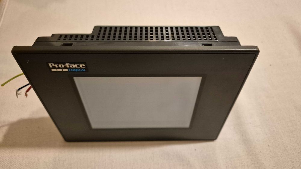 Panel monitor operatorski Pro-face GP37W2-BG41-24V