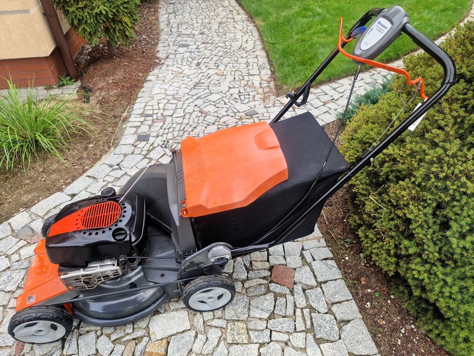 Kosiarka spalinowa HUSQVARNA LC48V napęd, mielenie trawy - po SERWISIE