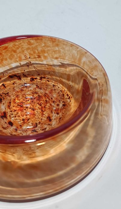 Peça decorativa em vidro – Cinzeiro & Taça reversível