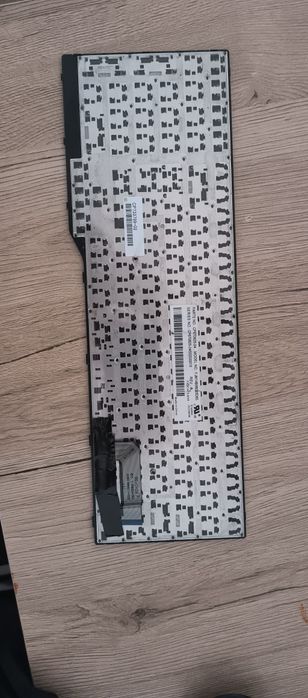 Klawiatura Fujitsu Lifebook E556 / E546 / E736 – uszkodzona, na części