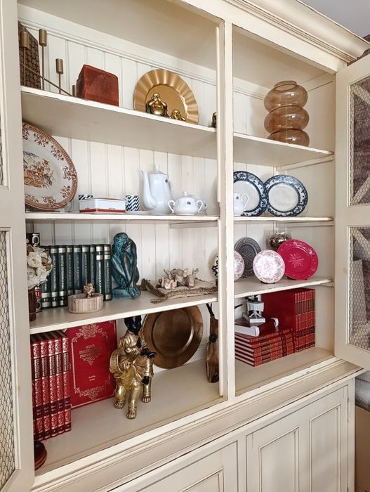 Conjunto sala  louceiro, mesa cadeiras, sofá