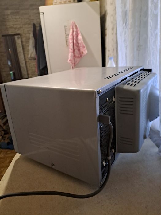 Продам мікрохвильовку