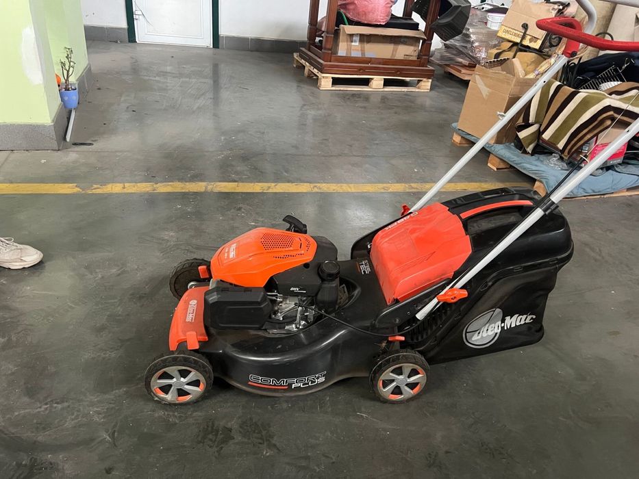 Газонокосарка Oleo Mac K605-139cc Італійська