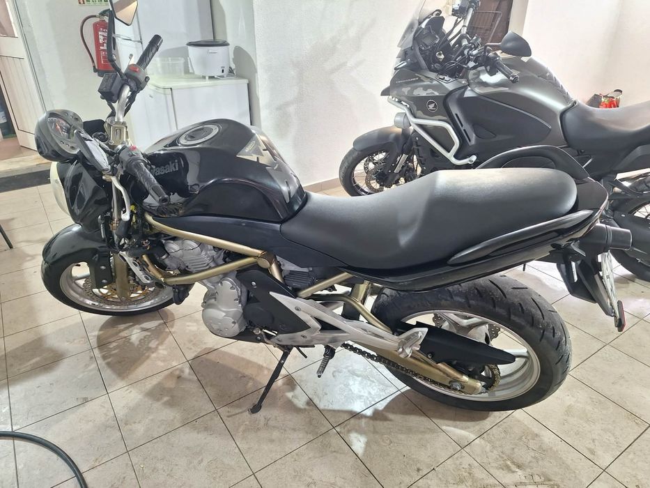 kawasaki er 6n muito boa