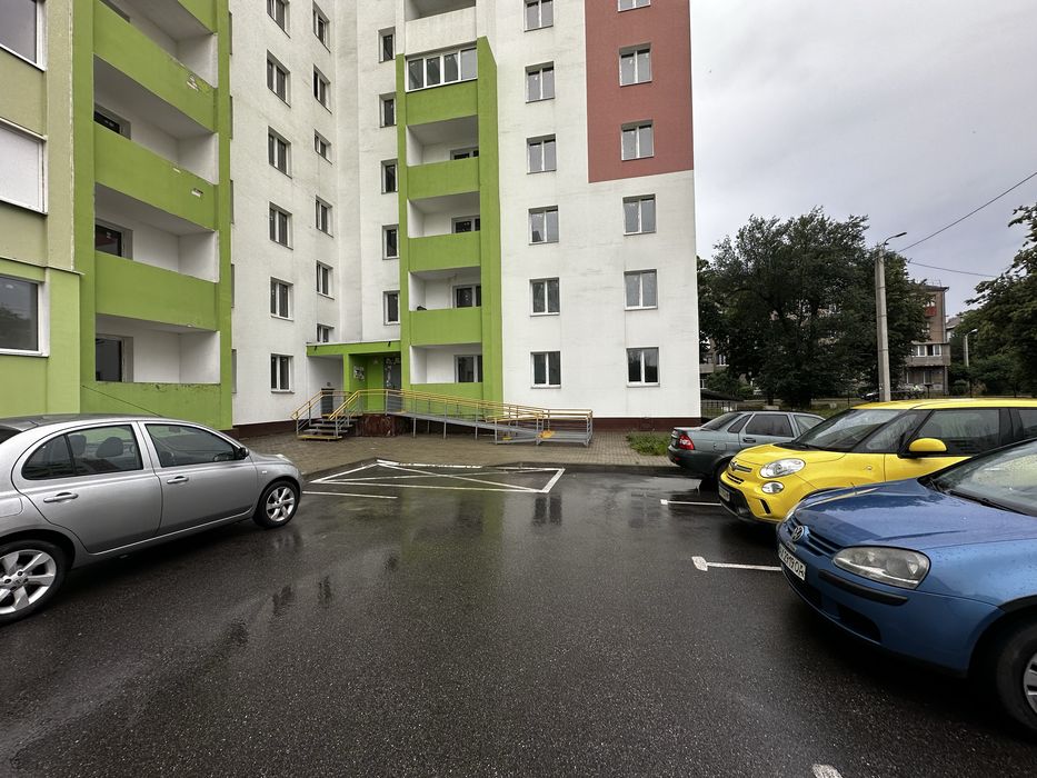 Продам срочно 2 комнатную квартиру  56 метров ЖК Мира 3  pp1