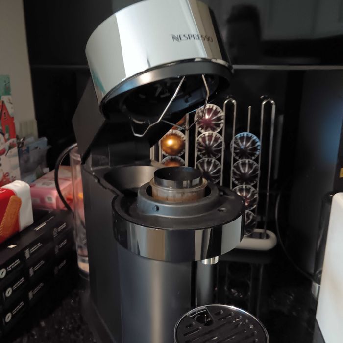 Maquina café Nespresso Vertou