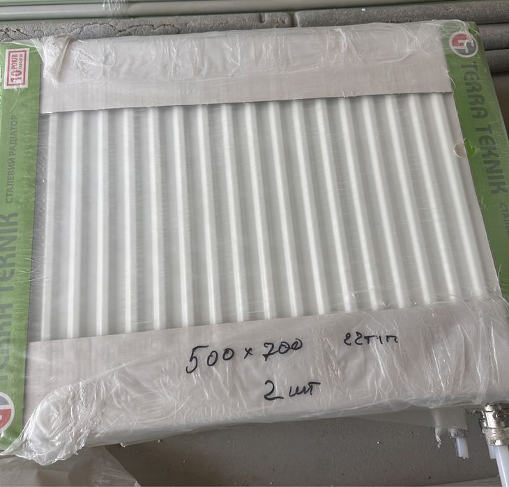 Продається радіатор сталевий