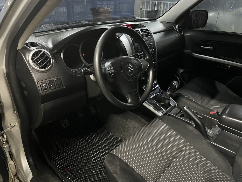 Suzuki grand Vitara 1.9 дизель 2007 год полний привод