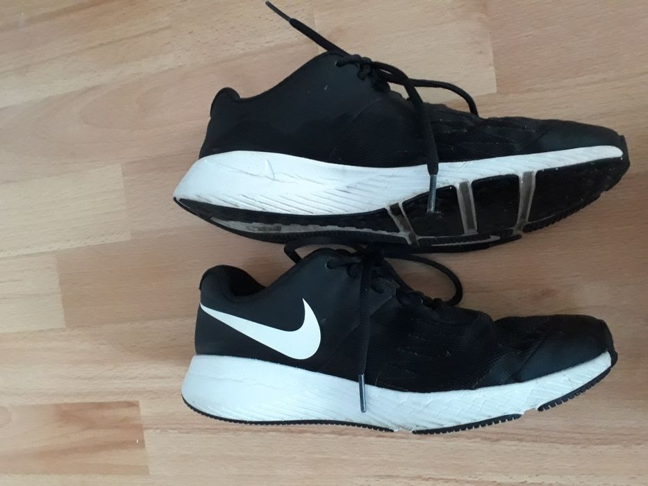 Buty Nike Star Runner rozmiar 38.5(24cm)