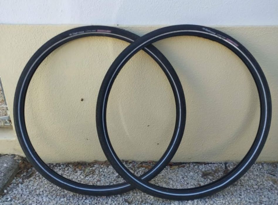 Pneus 700x40C anti-furo