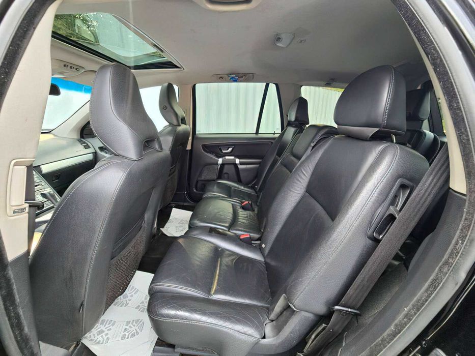 Volvo XC90      2014