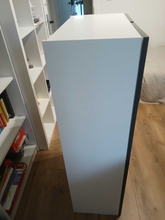 Sprzedam nową szafkę łazienkową