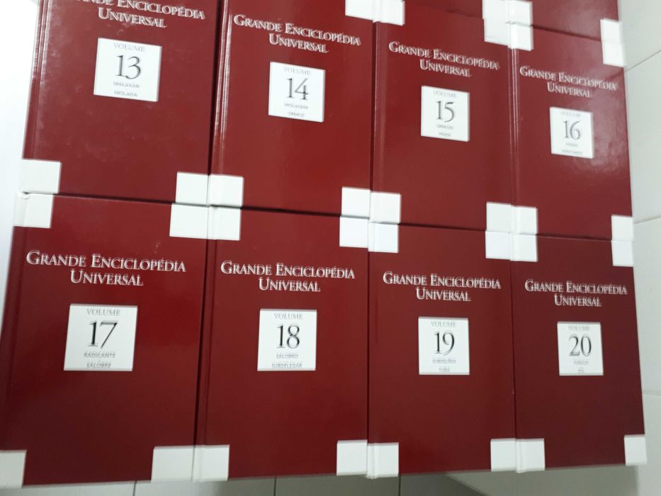 Grande Enciclopédia Universal 20 volumes NOVA