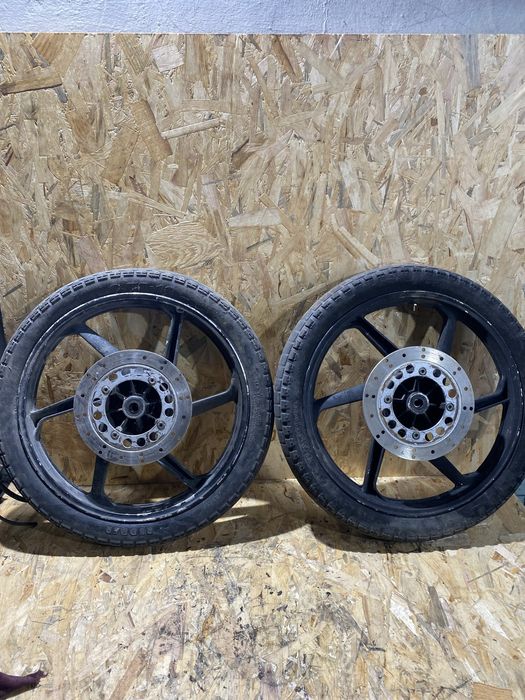 Передні колеса р18