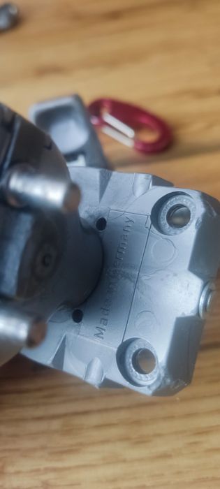 Wiązania pinowe skitourowe Dynafit skitur skitour