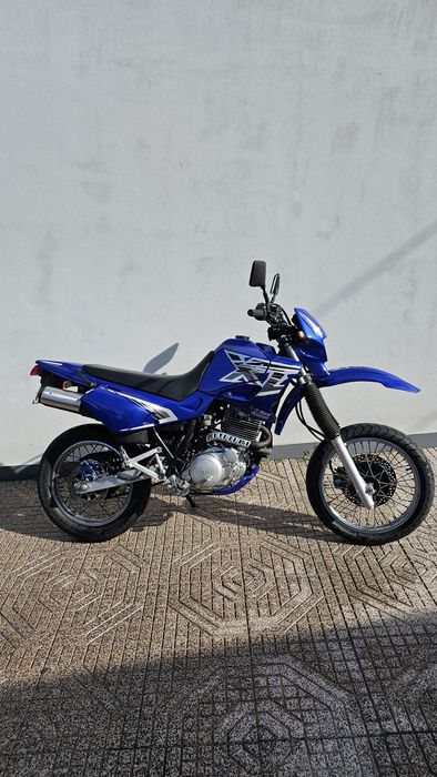 Yamaha XT600 Azul