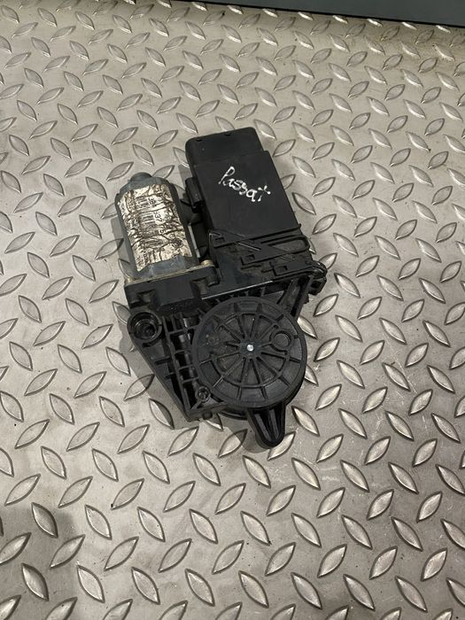 Motor elevador frente esquerdo volkswagen Passat B5