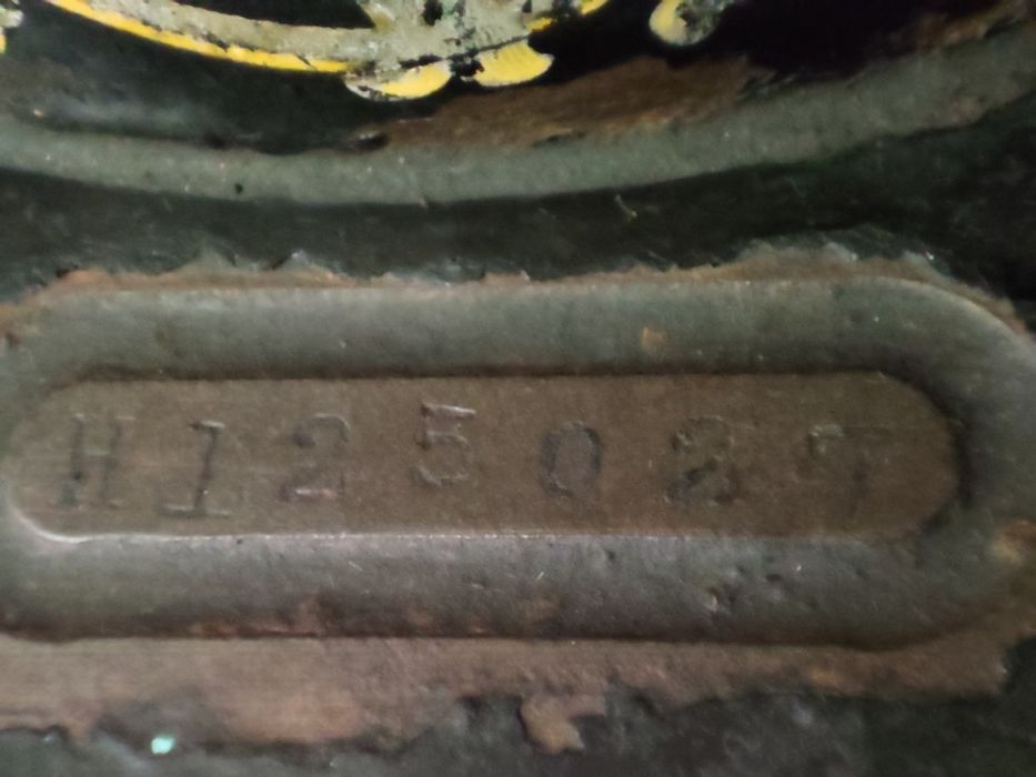 Швейная машинка Singer