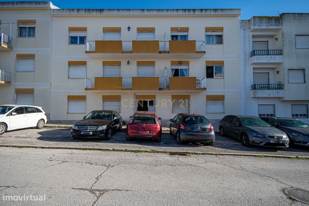 Apartamento T3 com Arrecadação no Cartaxo